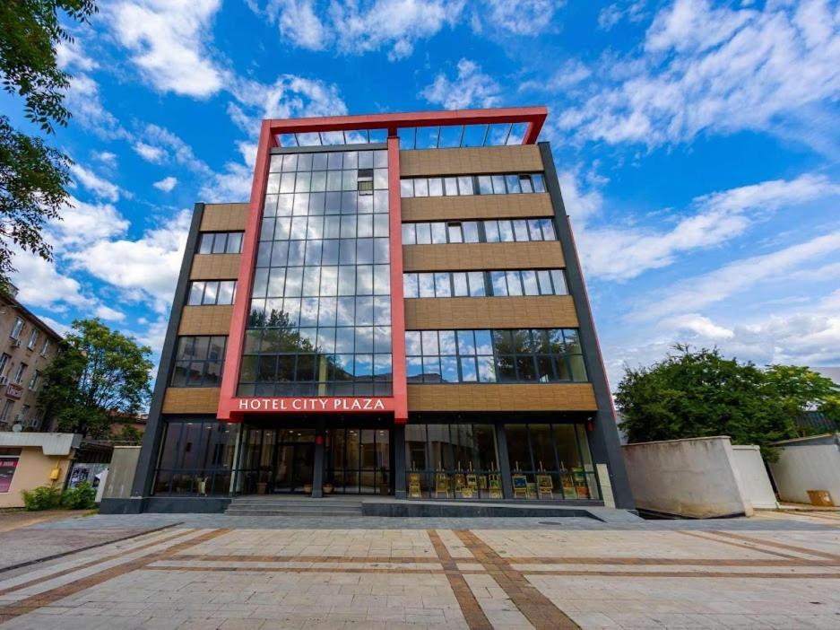 City Plaza Botevgrad Exteriör bild